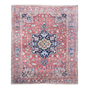 Antique Persian Serapi Carpet, Fine Quality