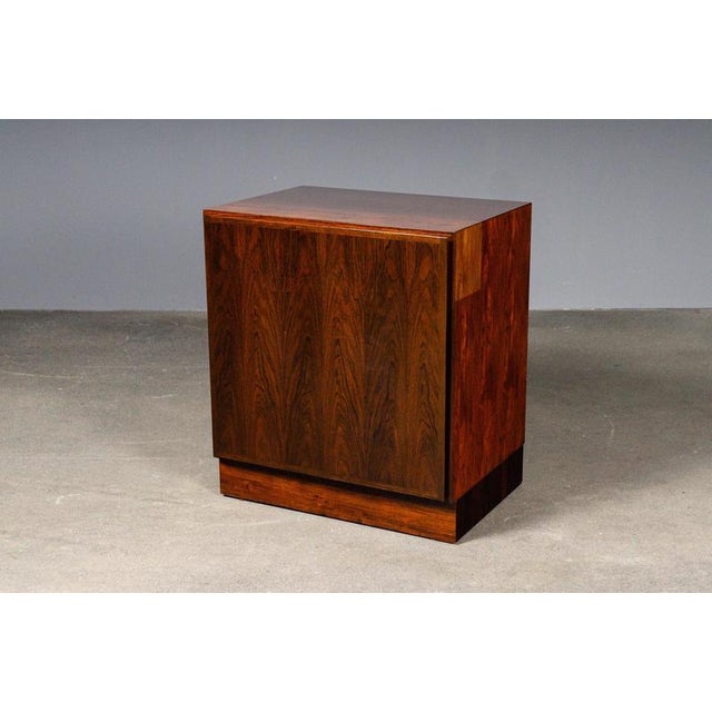 Mid-Century Chest of Drawers For Sale - Image 9 of 17