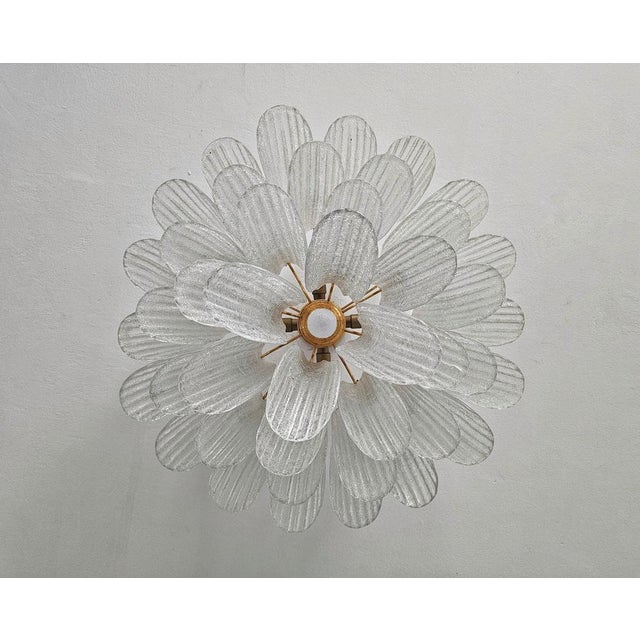 Hollywood Regency Large Hollywood Regency Petal Chandelier in Murano Glass, 1960s For Sale - Image 3 of 8