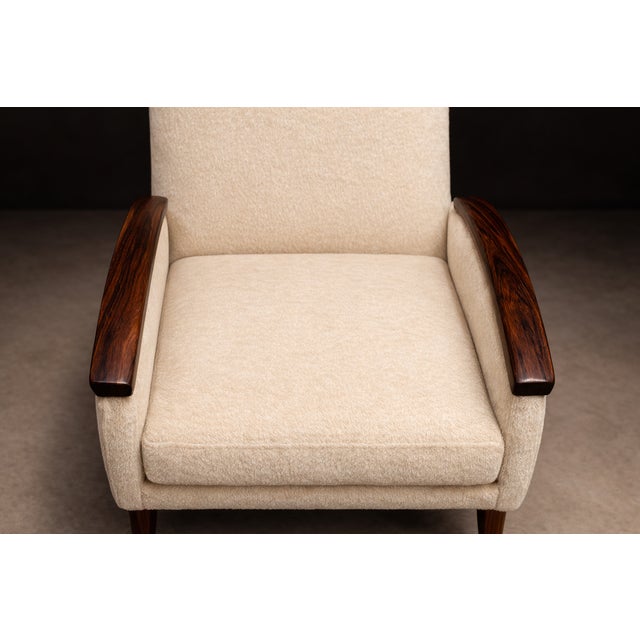 Pair of Brazilian Rosewood Lounge Armchairs by Liceu De Artes E Ofícios, Brazil, 1960s For Sale - Image 17 of 18