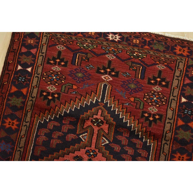 Hamedan Rug 3’3” X 5’3” Red Wool Vintage Tribal Hand-Knotted Carpet For Sale In Philadelphia - Image 6 of 12