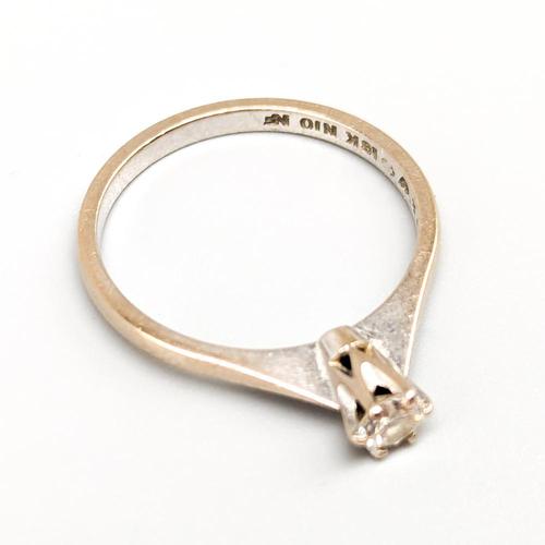 Gold and Diamond Ring For Sale - Image 3 of 4