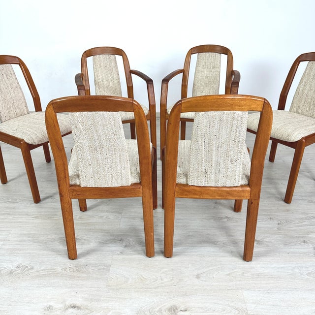 Scandinavian Dining Chairs Manner of Dyrlund – Set of 6 For Sale In New York - Image 6 of 11