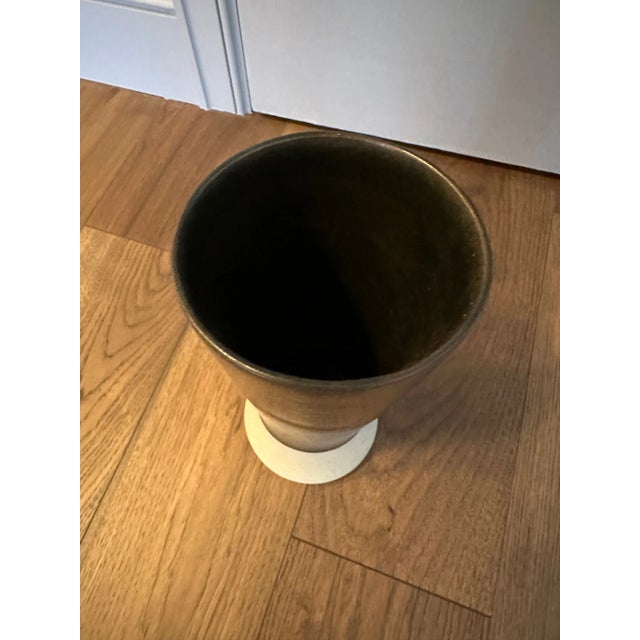1970s Black and White Color-Blocked Mexican Vase For Sale - Image 4 of 7