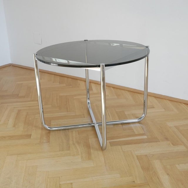 Mid-Century Modern MR Table in Smoked Glass by Ludwig Mies Van Der Rohe for Knoll International, 1970s For Sale - Image 3 of 7