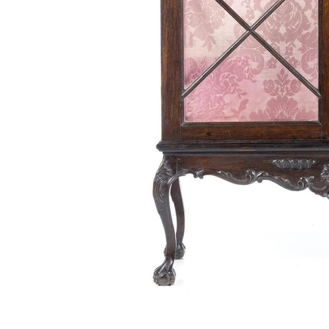 20th Century Display Case in Chestnut Wood For Sale - Image 3 of 6