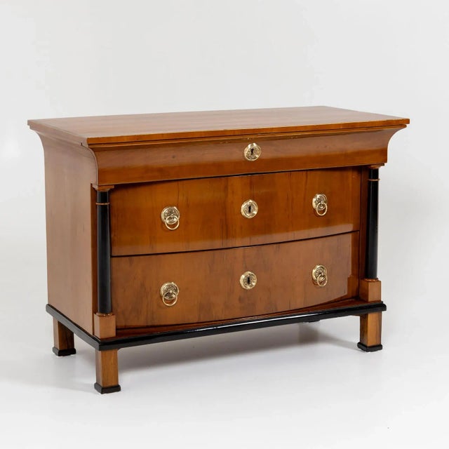 German Biedermeier Chest of Drawers with Ebonized Columns, 1820 For Sale - Image 3 of 9