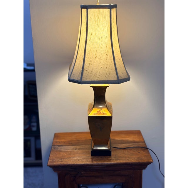 Chinoiserie Vintage Morris Greenspan Chinoiserie Gold Lamp For Sale - Image 3 of 16