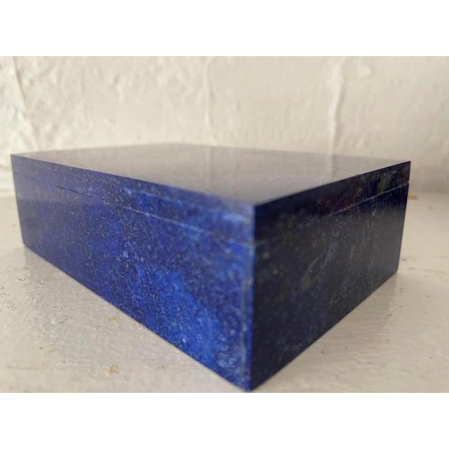 2000 - 2009 Early 21st Century Hand Carved Lapis Lazuli Mosaic & Marble Interior Jewelry Box For Sale - Image 5 of 12