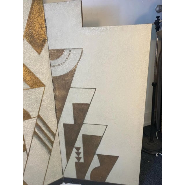 Early 20th Century Art Deco Geometric Design Three Panel Room Screen in the Manner of Donald Deskey For Sale In Philadelphia - Image 6 of 10
