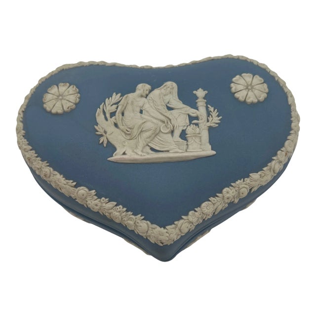 Vintage Wedgewood Jasperware Blue Heart Shaped Box For Sale