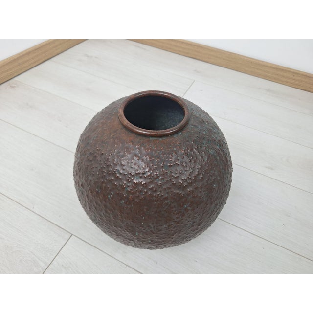 Signed at the base, published. This piece has an attribution mark, I am sure that it is completely authentic and take full...