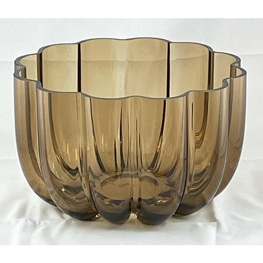 Brown taupe fluted round bowl. Beautiful size for a centerpiece or display in a cabinet or bookshelf. Even in a window so...
