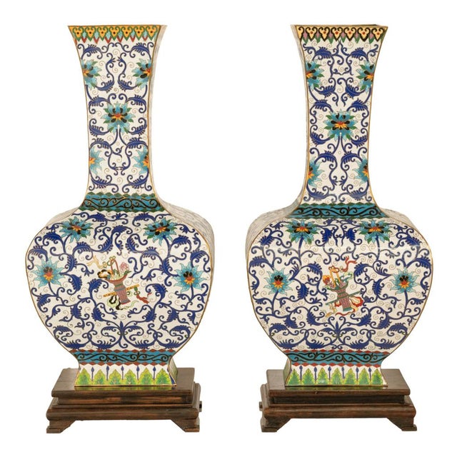 Antique Pair Monumental Chinese Qing Qianlong Period Cloissoné Enamel Vases 1795 For Sale - Image 9 of 16
