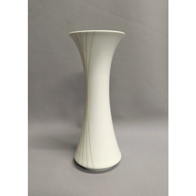 1970s German Porcelain Vase - By Hutscheneruther For Sale - Image 5 of 11