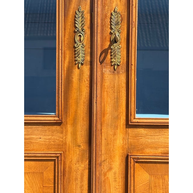 19th Century French Louis Philippe Walnut 4-Door Bookcase, 1880s For Sale - Image 12 of 14