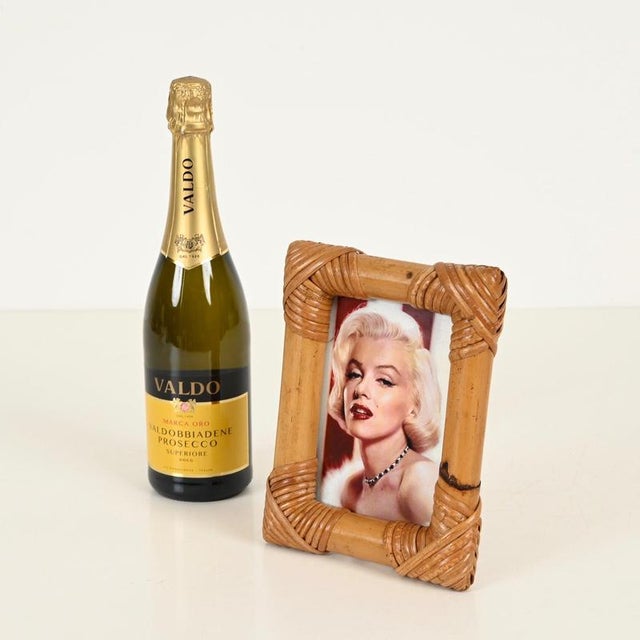 Mid-Century Organic Photo Frame in Rattan, Italy, 1970s For Sale - Image 3 of 11