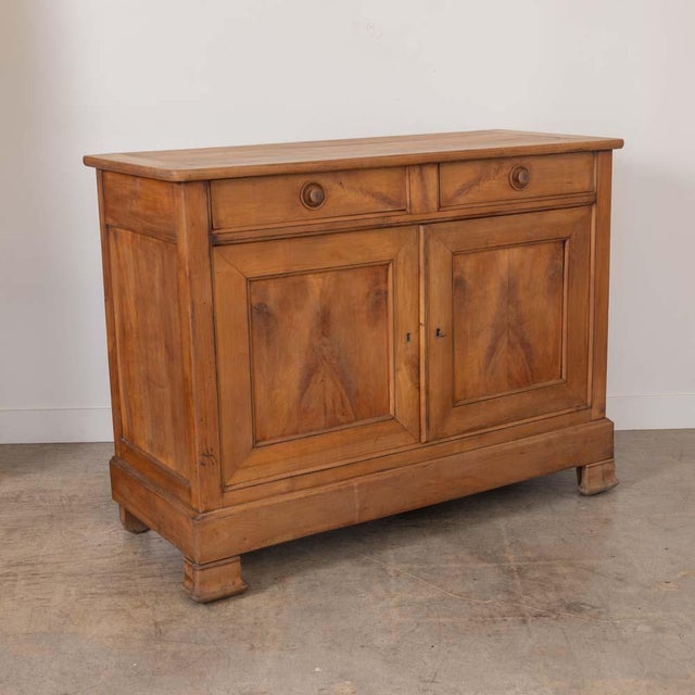 French Provincial 19th Century Provincial French Oak Cabinet For Sale - Image 3 of 18
