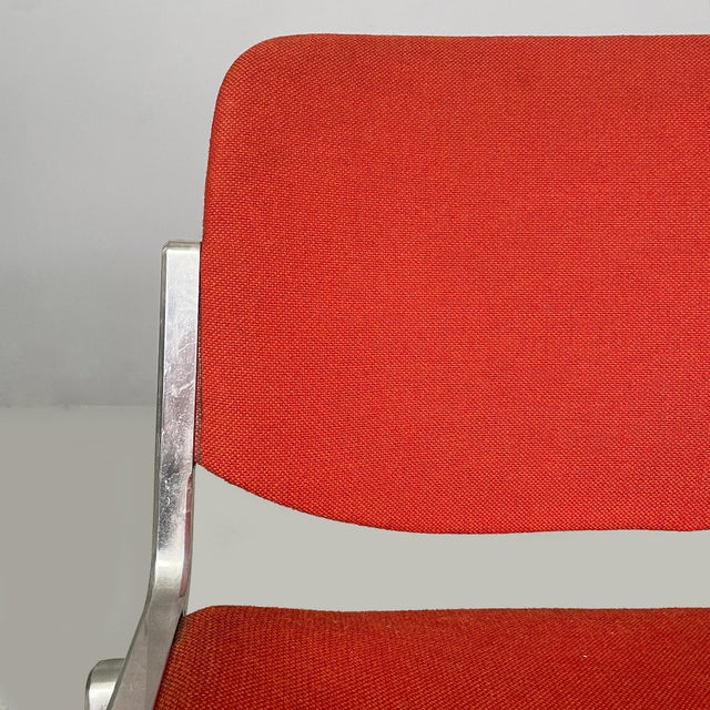 1970s Italian Modern Red Fabric DSC Chairs by Giancarlo Piretti for Castelli, 1970s, Set of 4 For Sale - Image 5 of 18