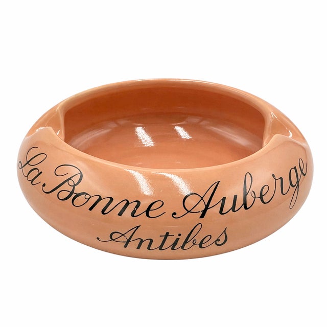 Vintage La Bonne Auberge Antibes Restaurant Peach Pink Ashtray For Sale - Image 9 of 10
