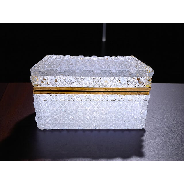 Mid-Century Modern French Baccarat Cut Crystal Jewelry Box, 1970s For Sale - Image 3 of 9