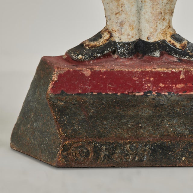 Art Deco Cast Iron Double Footmen Doorstop by Hubley Anne Fish For Sale - Image 9 of 9