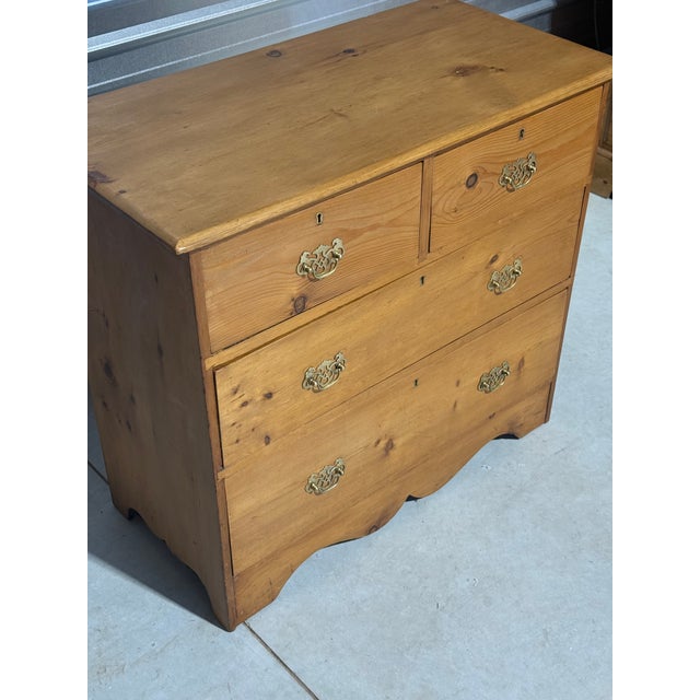 Antique Pine Two Over Two Drawers - Chest of Drawers From England For Sale - Image 6 of 18