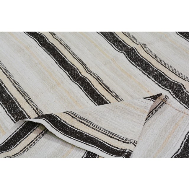 Vintage Turkish Flatweave Hemp Rug, 4'8''x5'9'' For Sale - Image 4 of 4