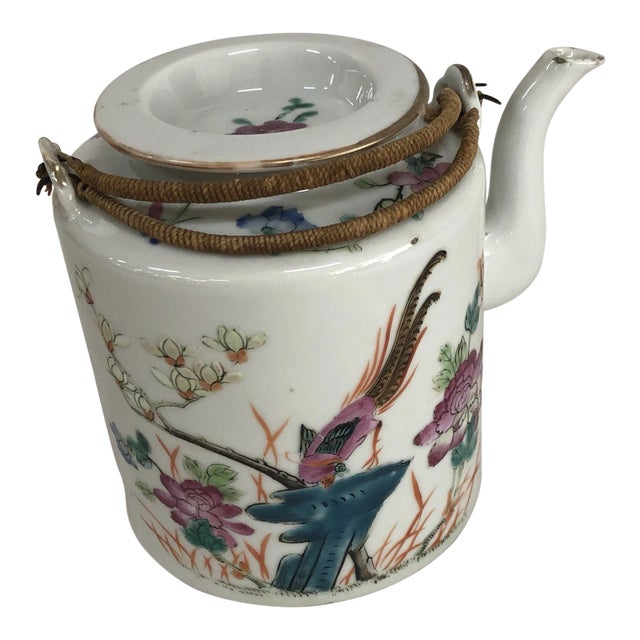 Mid 19th Century Antique Chinese Porcelain Teapot For Sale