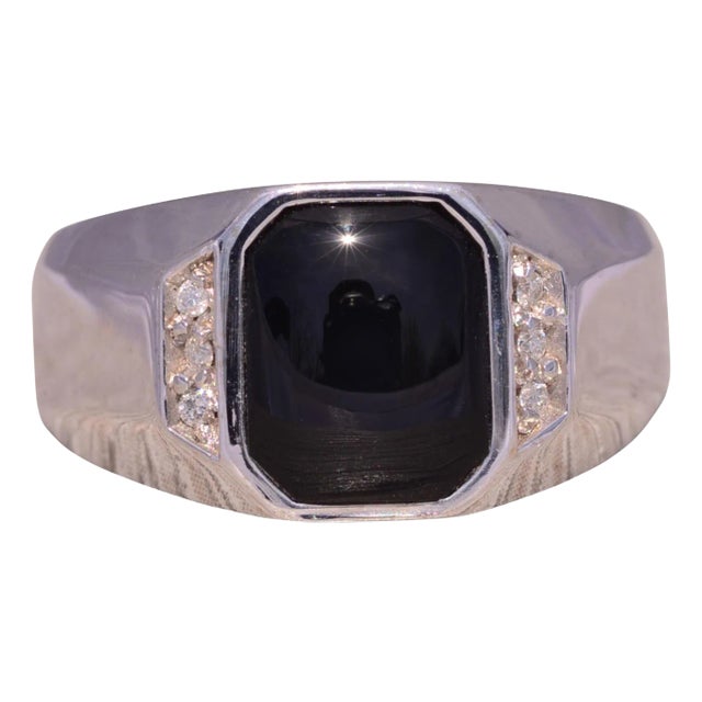 The Deco: Gentleman's Onyx and Diamond Ring in White Gold For Sale