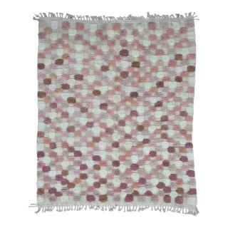 Pink Textured Checkered Rug - 9.4 X 8 Ft For Sale