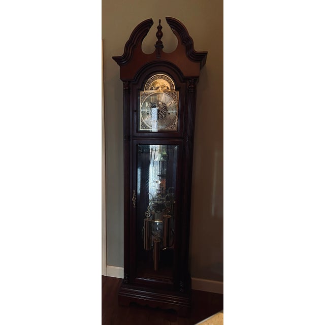 Timeless Elegance: Howard Miller Grandfather Clock Model 610-496 For Sale - Image 12 of 14
