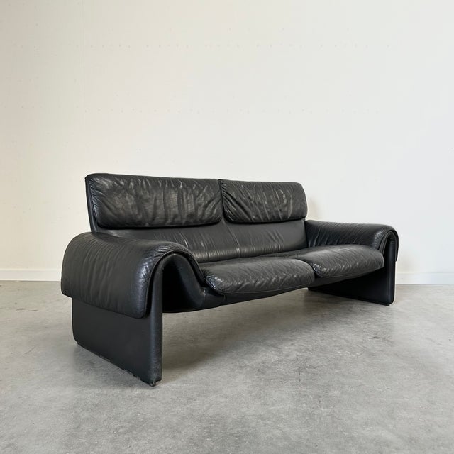 Mid-Century Modern DS-2011 Sofa in Black Leather from De Sede, Switzerland, 1980s For Sale - Image 3 of 11