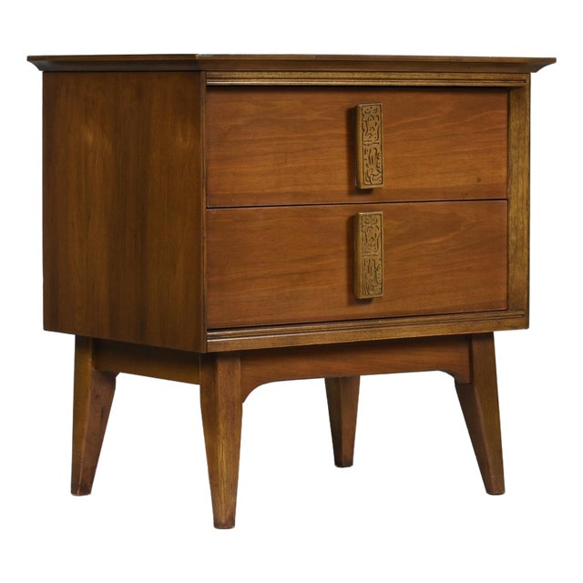 Bassett Aztec Nightstand in Mayan Walnut Finish For Sale