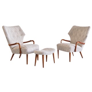 Danish Armchairs in Lelièvre Bouclé, Oak and Teak, 1956, Set of 3 For Sale
