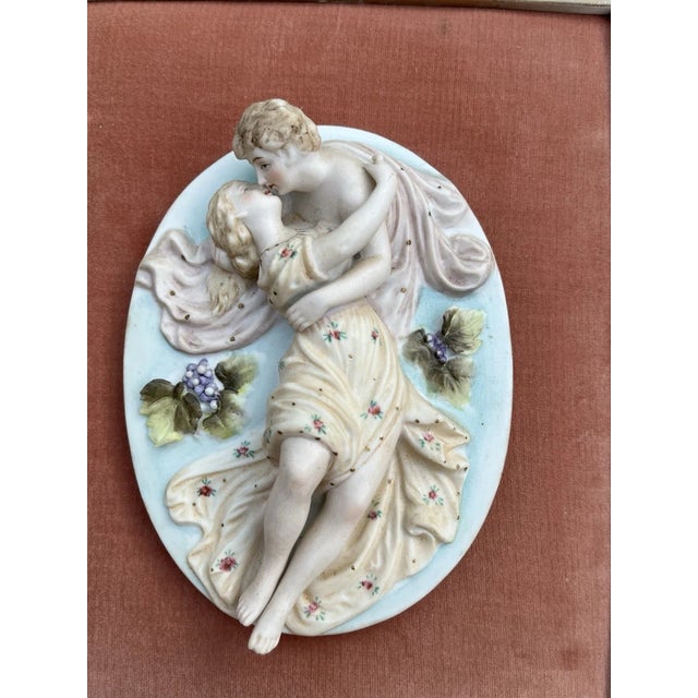 Rococo 1950s Andrew Kolb & Son Framed Porcelain Bisque “Lovers” Plaques- Set of 2 For Sale - Image 3 of 12