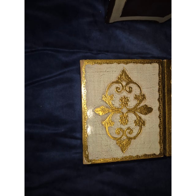 Mid 20th Century Matching Italian Florentine Carved Wood Wastebasket and a Small Tissue Box Fd For Sale In Palm Springs - Image 6 of 14