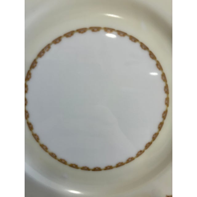 Ceramic Vintage Mid-Century Modern Meito Celestine Red and Gold Dinner Plates – Set of 12 For Sale - Image 7 of 11