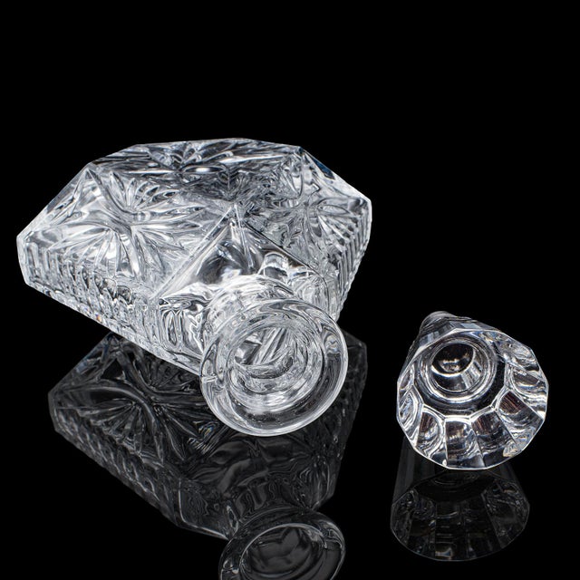 Transparent Vintage Liqueur Decanter, English, Crystal Glass, Spirit Bottle, Barware, c.1970 For Sale - Image 8 of 12