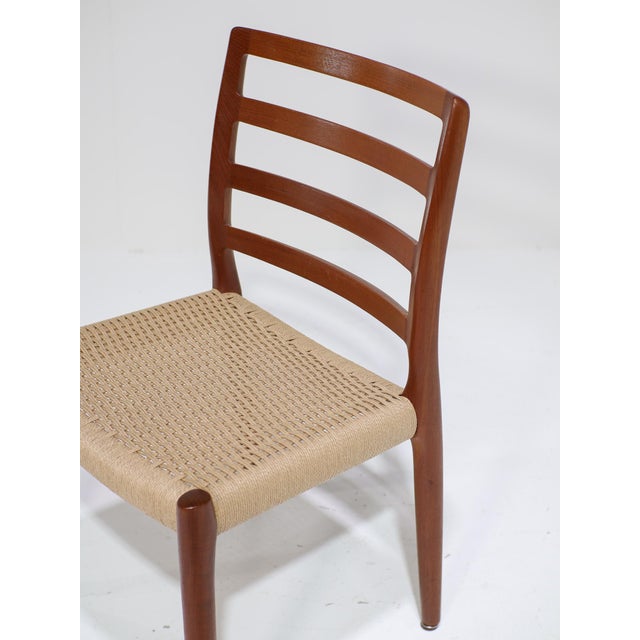 1960s Vintage Model 85 Dining Chairs in Teak and Papercord by N.O. Møller for J.L. Møllers, 1960s, Set of 6 For Sale - Image 5 of 17