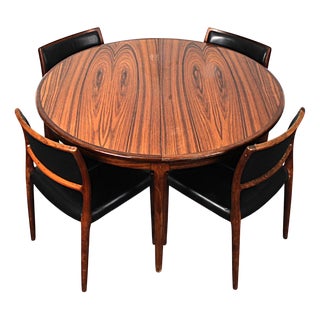 Møller Rosewood Set of Table and Chairs Model 80 by Niels Otto (N. O.) Møller for J.L. Møllers, 1960s, Set of 5 For Sale