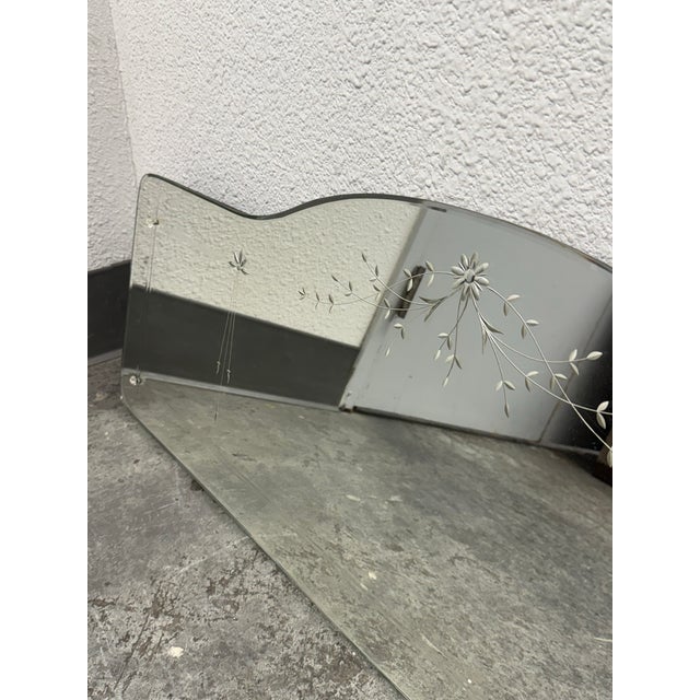 Art Deco Etched Floral Frameless Vanity Mirror, Mid 20th Century For Sale - Image 9 of 12