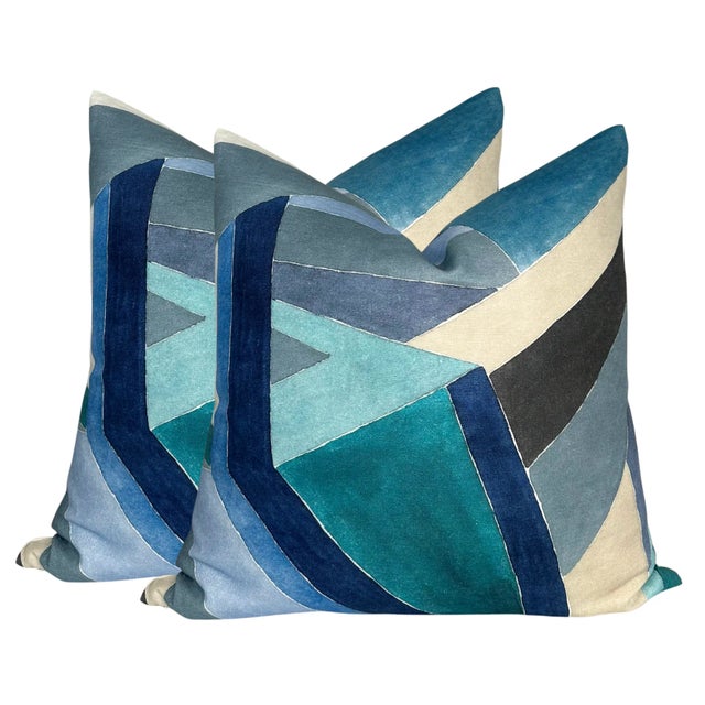 ⭐️ Ships Within 2 Days On the Front: Roulade Printed Fabric On the Back: Ivory Linen Fabric 100% Linen Fabric All pillow...