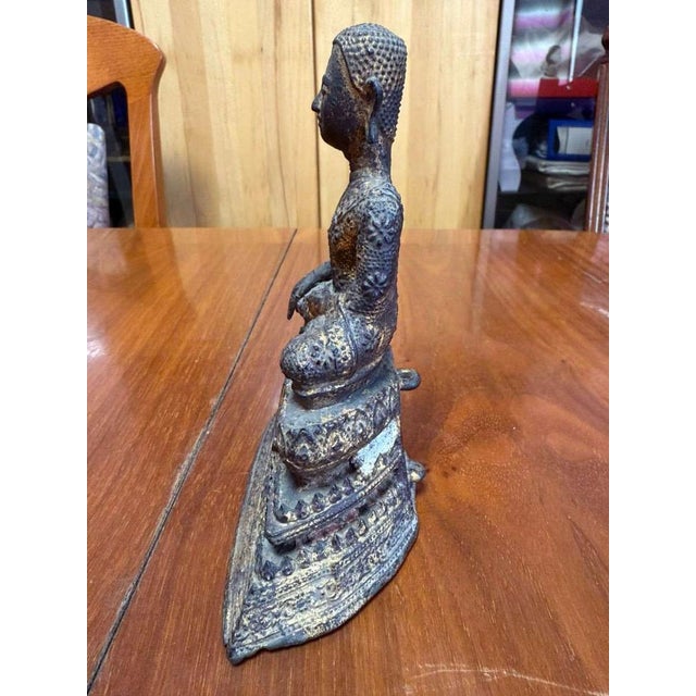 Thai Artist, Late Ayutthaya to Early Rattanakosin Period Seated Buddha in Bhumisparsha and Dhyana Mudra, 18th Century, Metal For Sale - Image 4 of 8