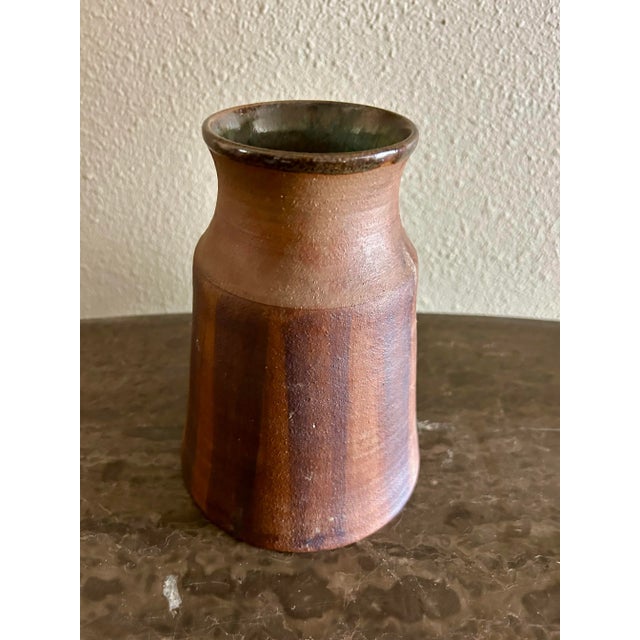 Mid-Century Modern Calder Mid-Century Modern Ceramic Vase For Sale - Image 3 of 11