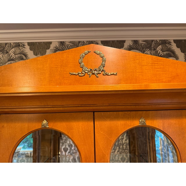 Gold Thomasville Grand Classics Biedermeier Breakfront China Cabinet For Sale - Image 8 of 8