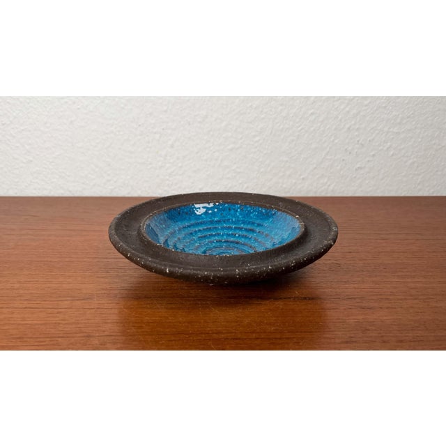 Mid-Century Modern Mid-Century Modern Danish Studio Pottery Bowl Ulrik Lundbergh Ebeltoft, Denmark, 1960s For Sale - Image 3 of 13