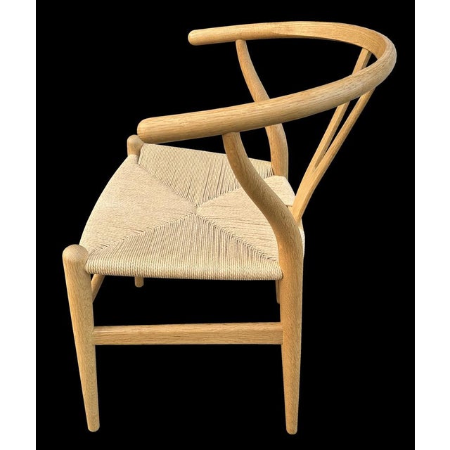 Carl Hansen & Søn CH24 Wishbone Chairs by Hans Wegner for Carl Hansen & Son, Set of 6 For Sale - Image 4 of 5