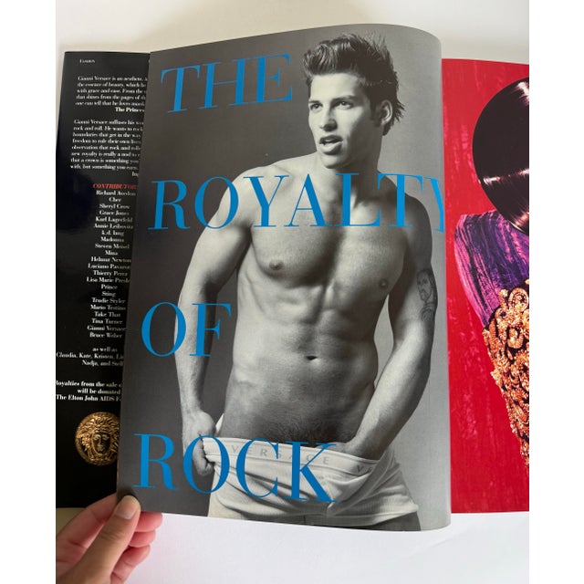 1996 First Edition Gianni Versace “Rock and Royalty” Fashion Photography Book For Sale - Image 4 of 14