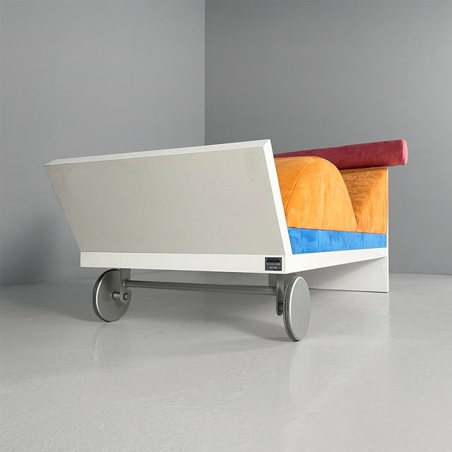 Italian Chaise Lounge Juan by Marco Panini for Memphis, 1987 For Sale - Image 14 of 17